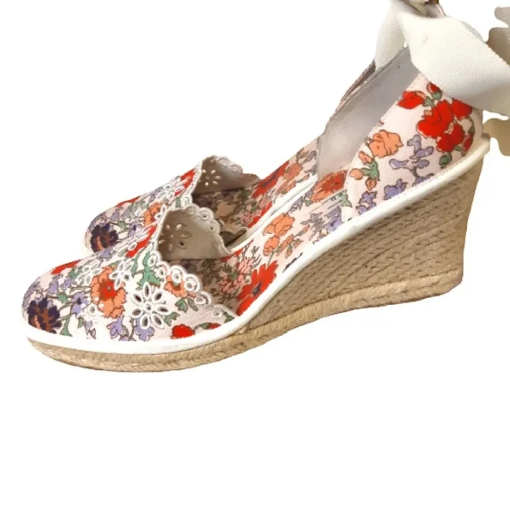 Veronica Beard Soleil Espadrille Wedge Sandals in Floral White Block Heel - Picture 5 of 11